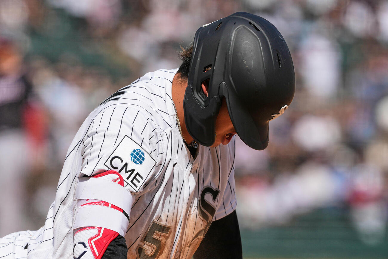 9回、二ゴロに倒れたホワイトソックス村上（AP）
