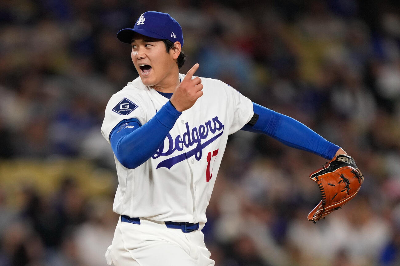 マーリンズ戦5回、ラミレスから空振り三振を奪い気迫を見せるドジャース大谷翔平（AP）