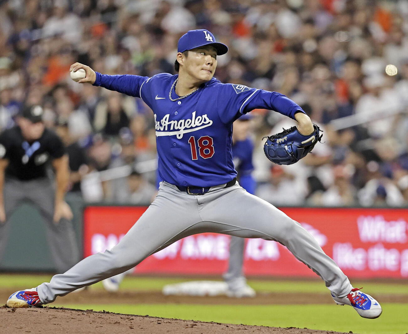 アストロズ戦に先発したドジャース山本＝ヒューストン（共同）