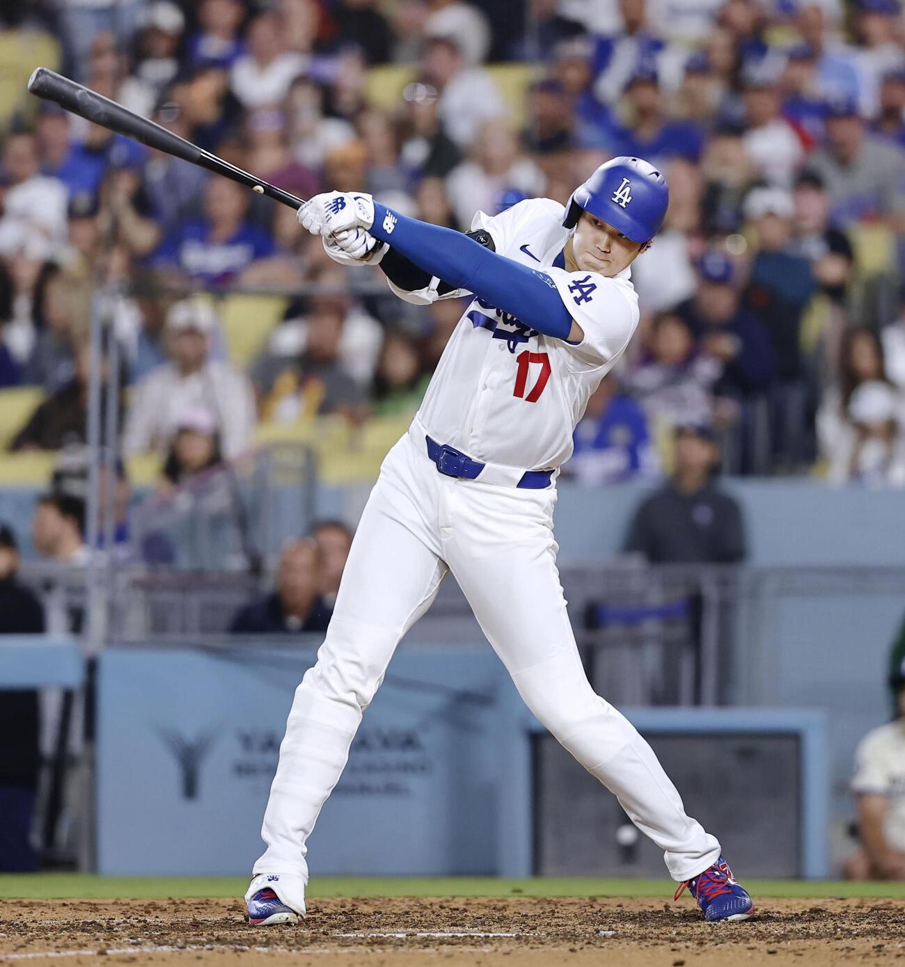 ジャイアンツ戦の6回、二ゴロに倒れるドジャース・大谷＝ロサンゼルス（共同）