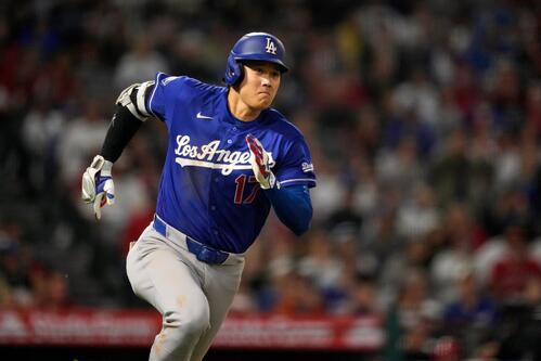 大谷翔平の一打は本塁打?三塁打?「ランニング本塁打にしてほしい」NHK解説者
