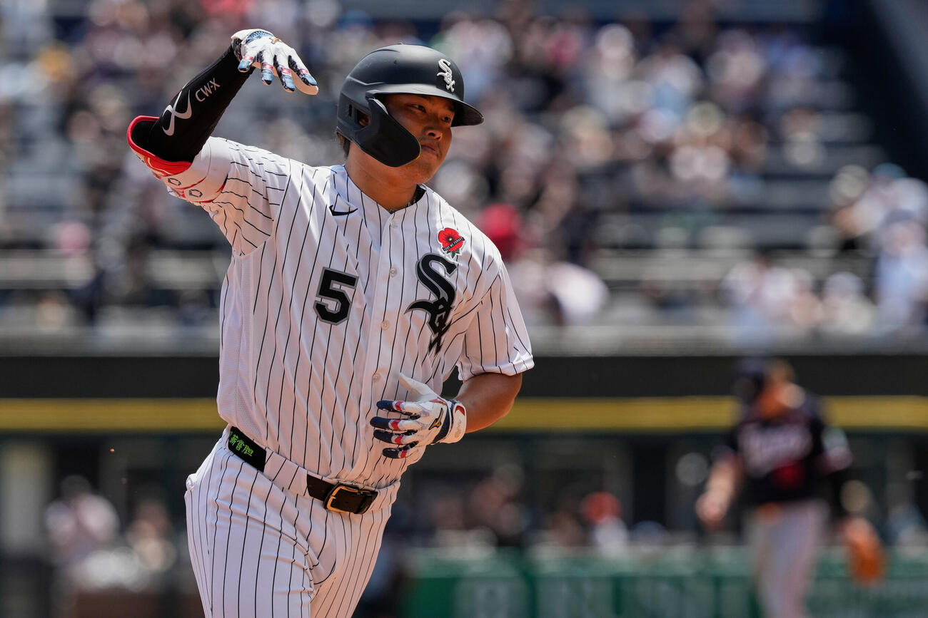 1回、18号同点ソロを放ったホワイトソックス村上（AP）