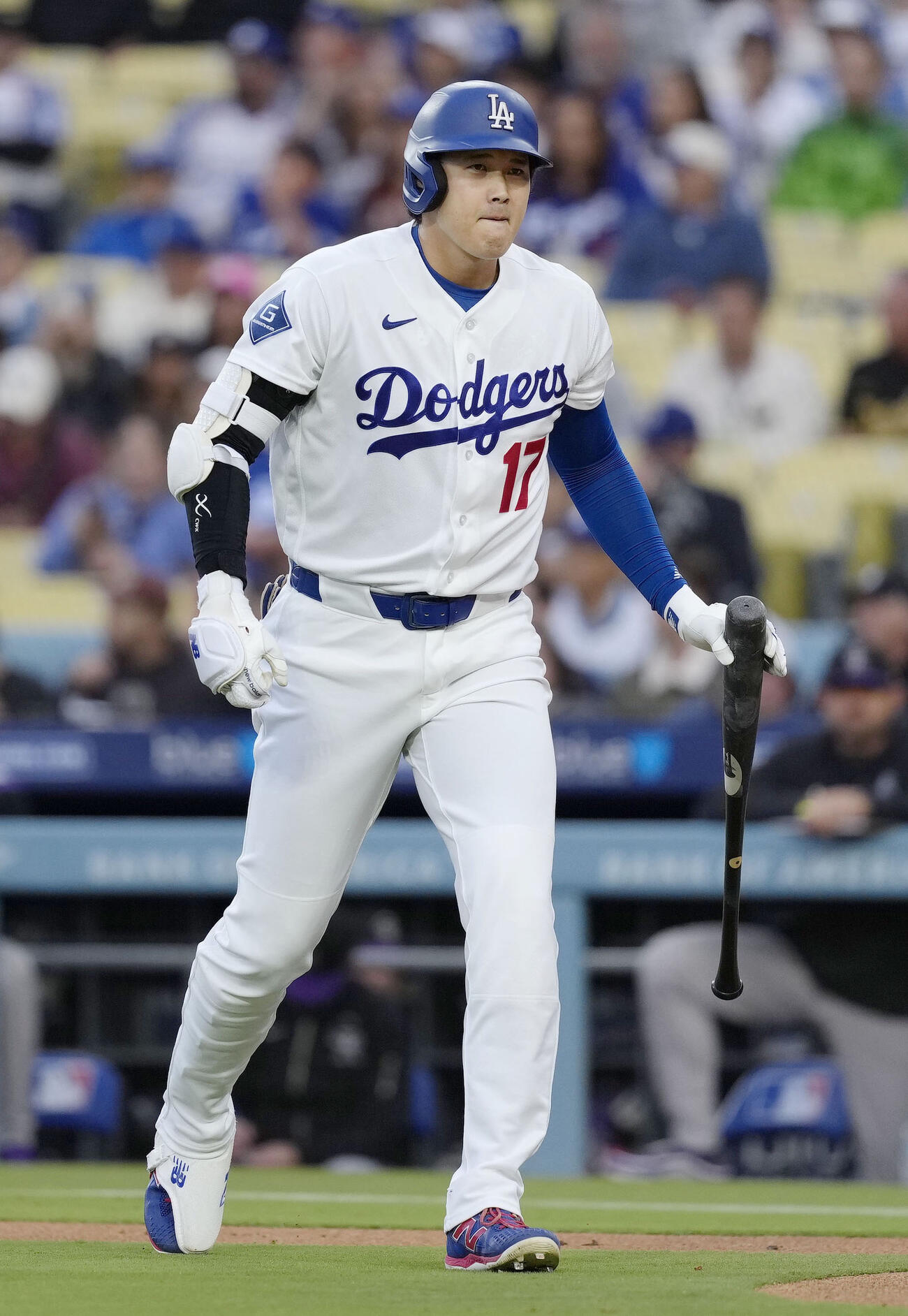 ロッキーズ戦の1回、二直に倒れたドジャース・大谷＝ロサンゼルス（共同）
