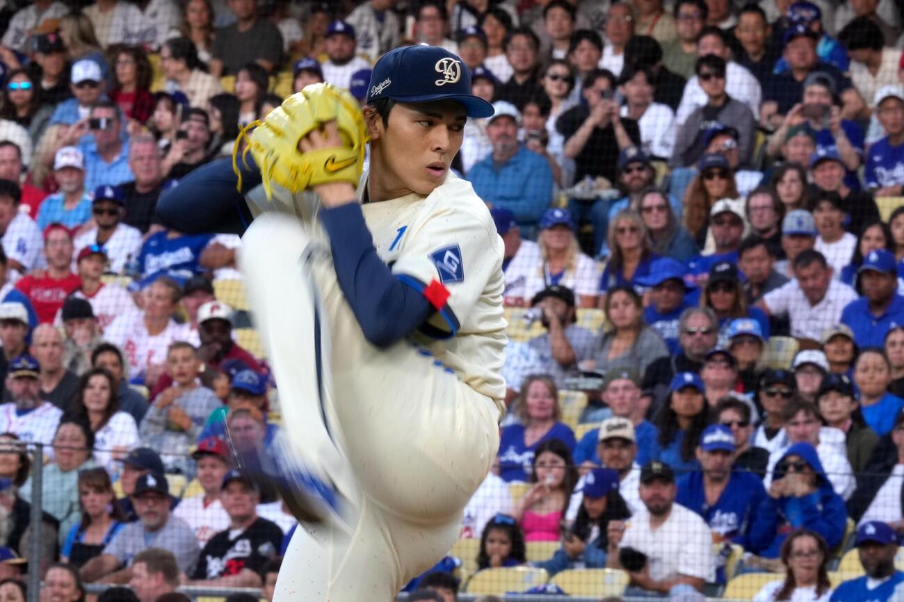 フィリーズ戦に先発したドジャース佐々木朗希（AP）