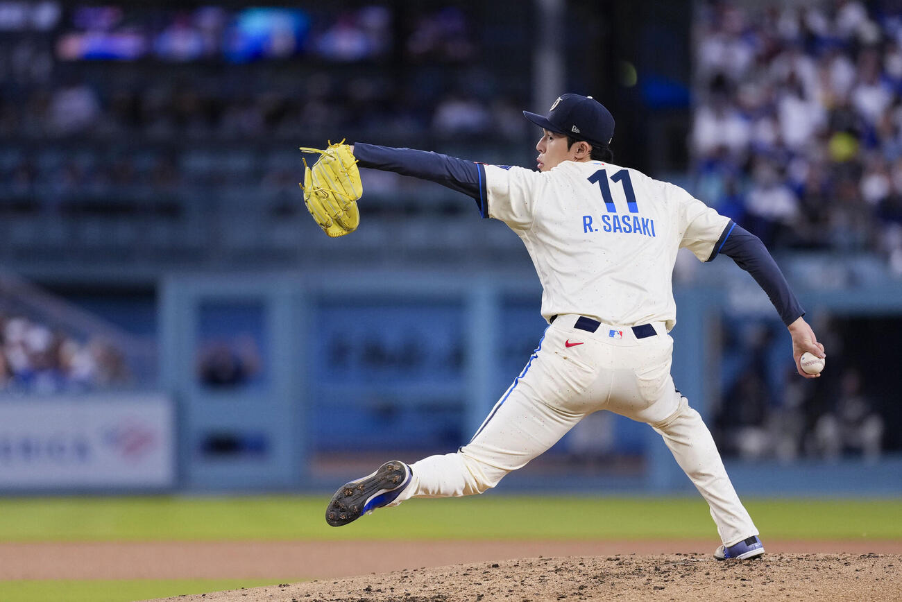 フィリーズ戦に先発したドジャース佐々木（共同）