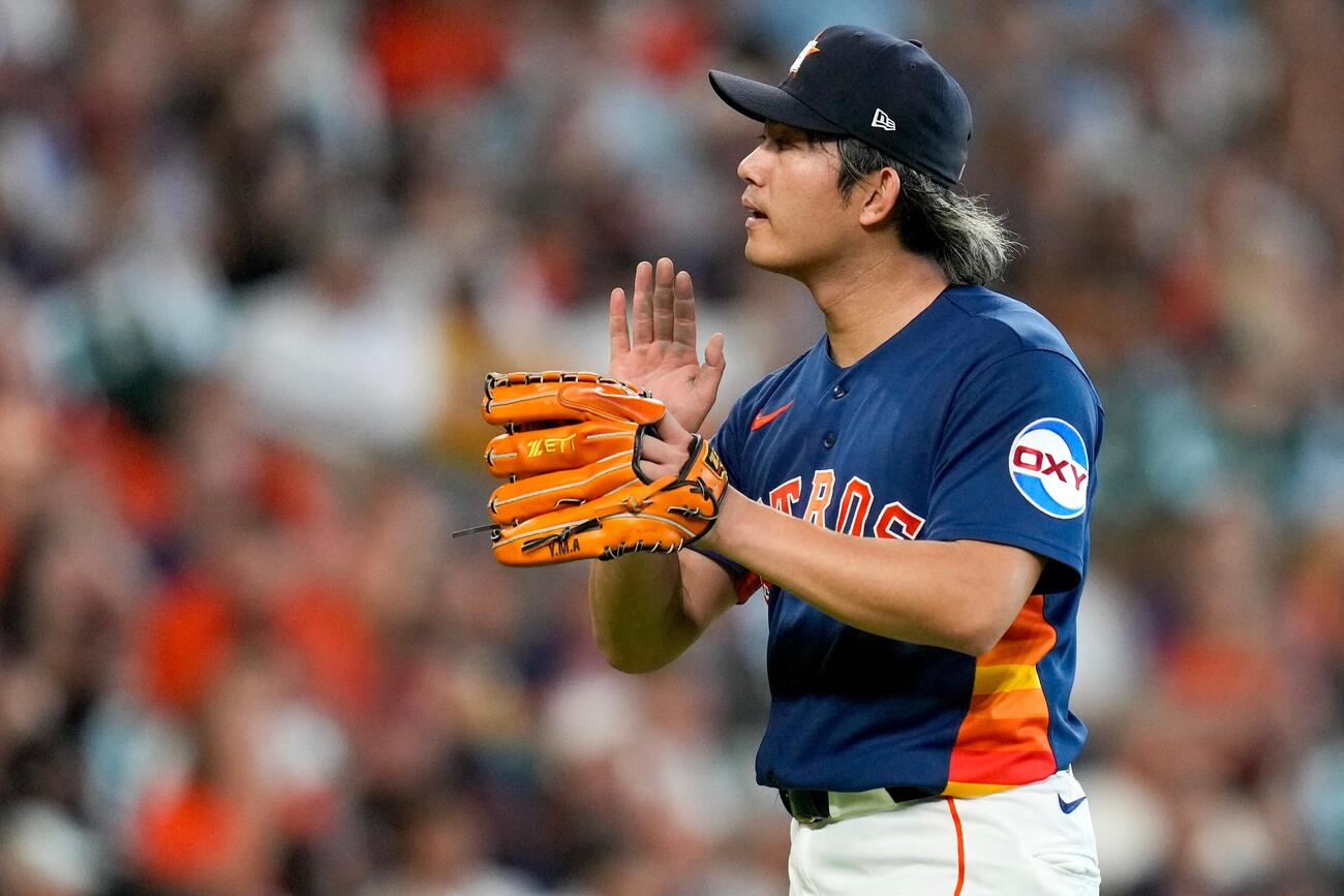 6回を投げ終え、喜ぶアストロズ今井達也（AP）