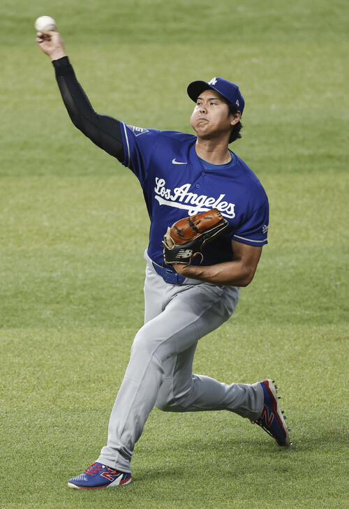 日刊スポーツ 2013年4月1日 大谷翔平 初代打 投球練習ブルペン 大谷