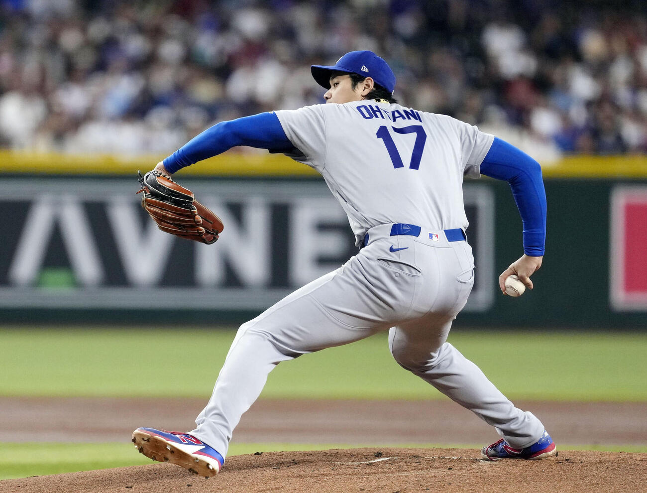 ダイヤモンドバックス戦に先発登板したドジャース・大谷＝フェニックス（共同）