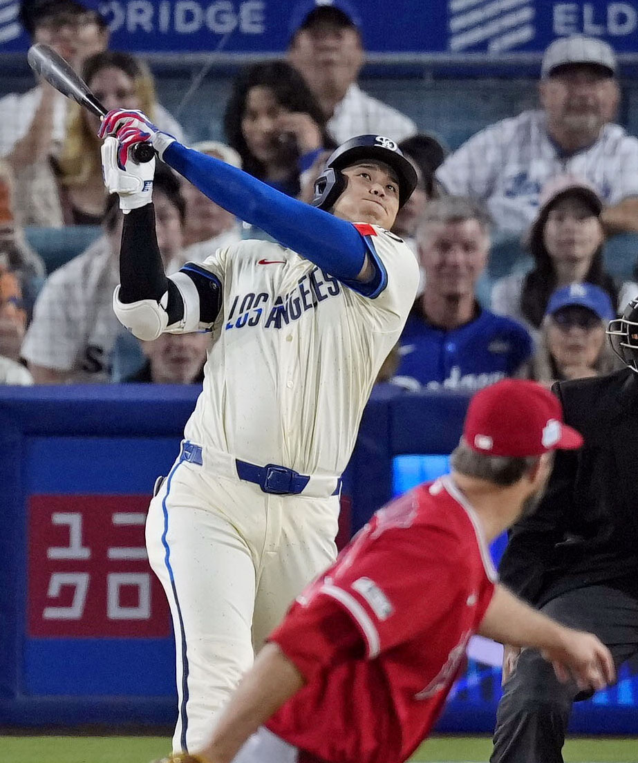 エンゼルス戦の6回、中飛に倒れたドジャース・大谷＝ロサンゼルス（共同）