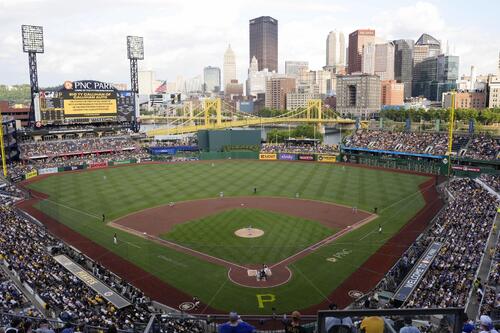パイレーツの本拠地、PNCパークで先発登板したドジャース大谷(共同)
