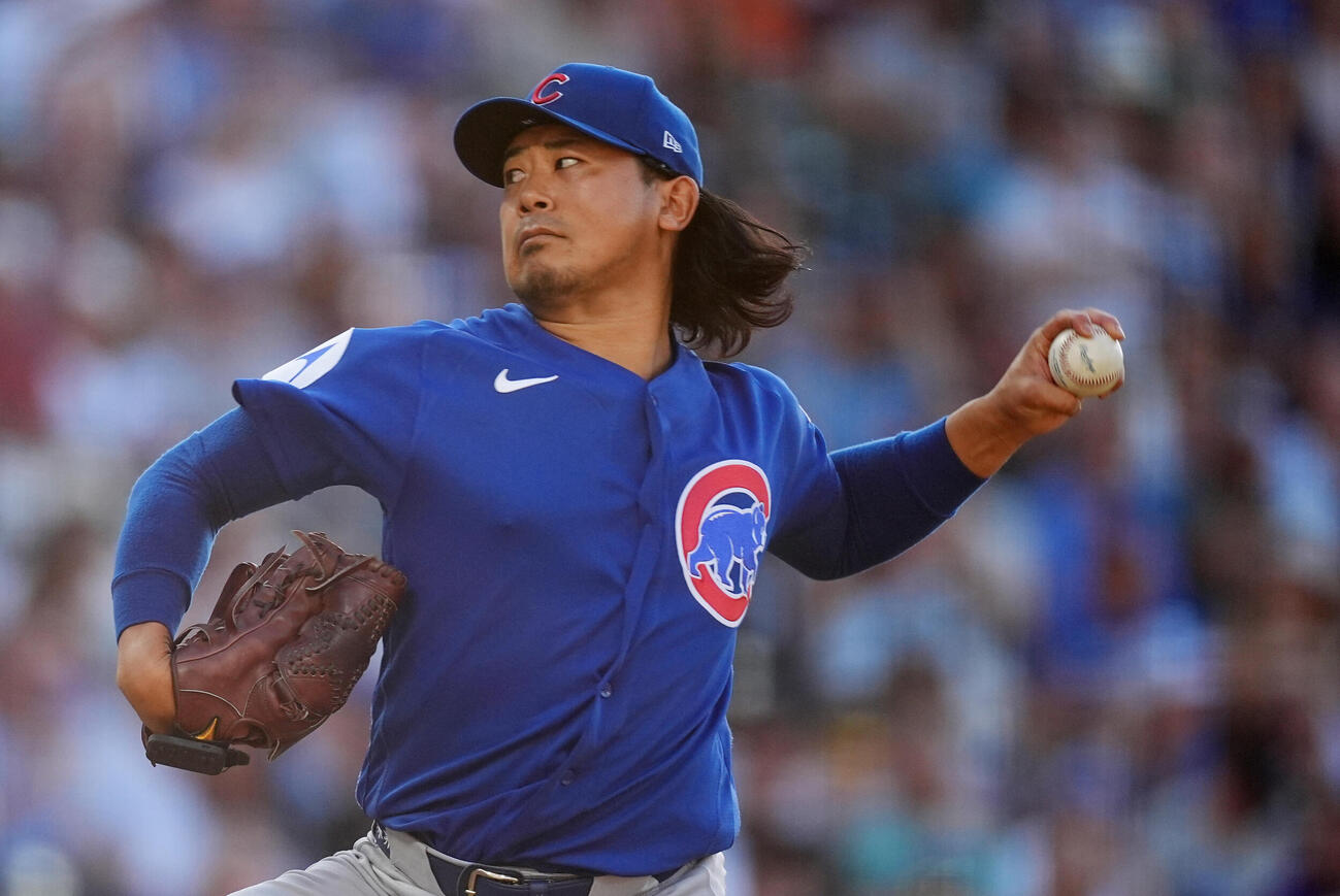 ロッキーズ戦で力投するカブス今永昇太（AP）