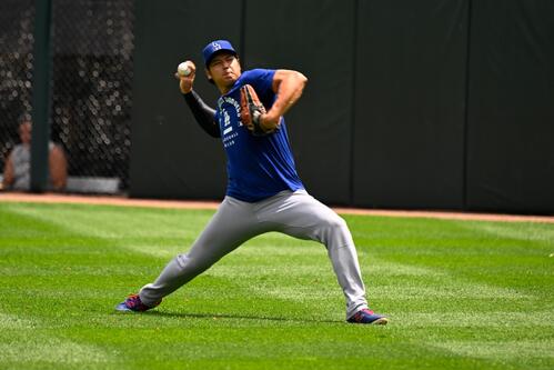 大谷翔平 実投球ボール オラクルパーク 本人投球キャッチ 動画あり MLB公式球 大谷翔平「1番DH」で2試合ぶりにスタメン復帰 試合前にはキャッチ