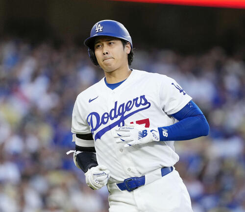 レイズ戦の3回、二ゴロに倒れたドジャース・大谷=ロサンゼルス(共同)