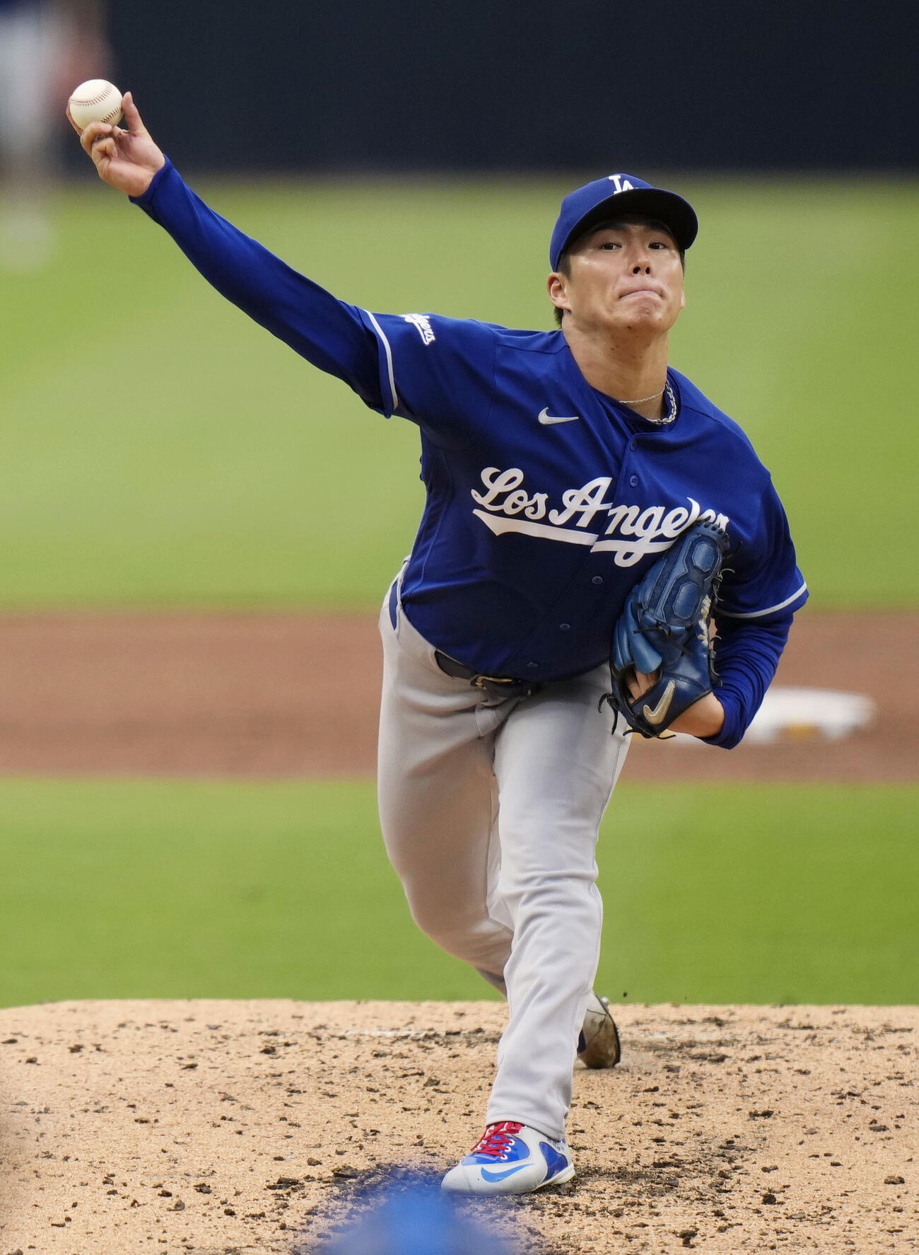 パドレス戦に先発したドジャース山本由伸（共同）