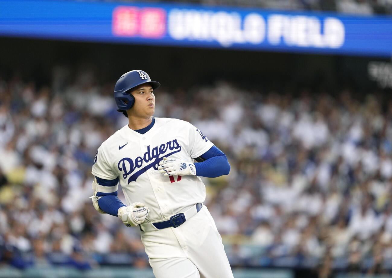 パドレス戦の1回、二ゴロに倒れたドジャース・大谷＝ロサンゼルス（共同）