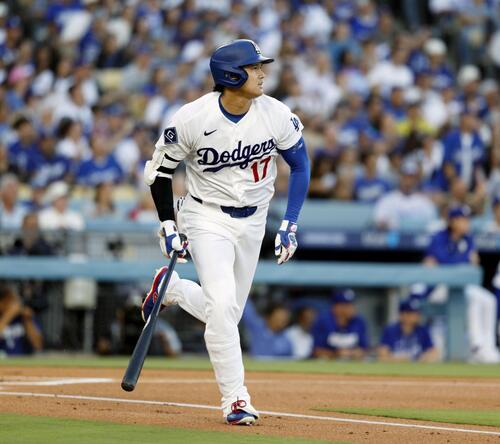 ロッキーズ戦の1回、中飛に倒れたドジャース・大谷=ロサンゼルス(共同)