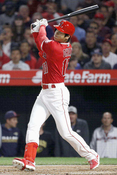 大谷翔平がまた1つ金字塔打ち立てる！ 先頭打者アーチでの300号本塁打