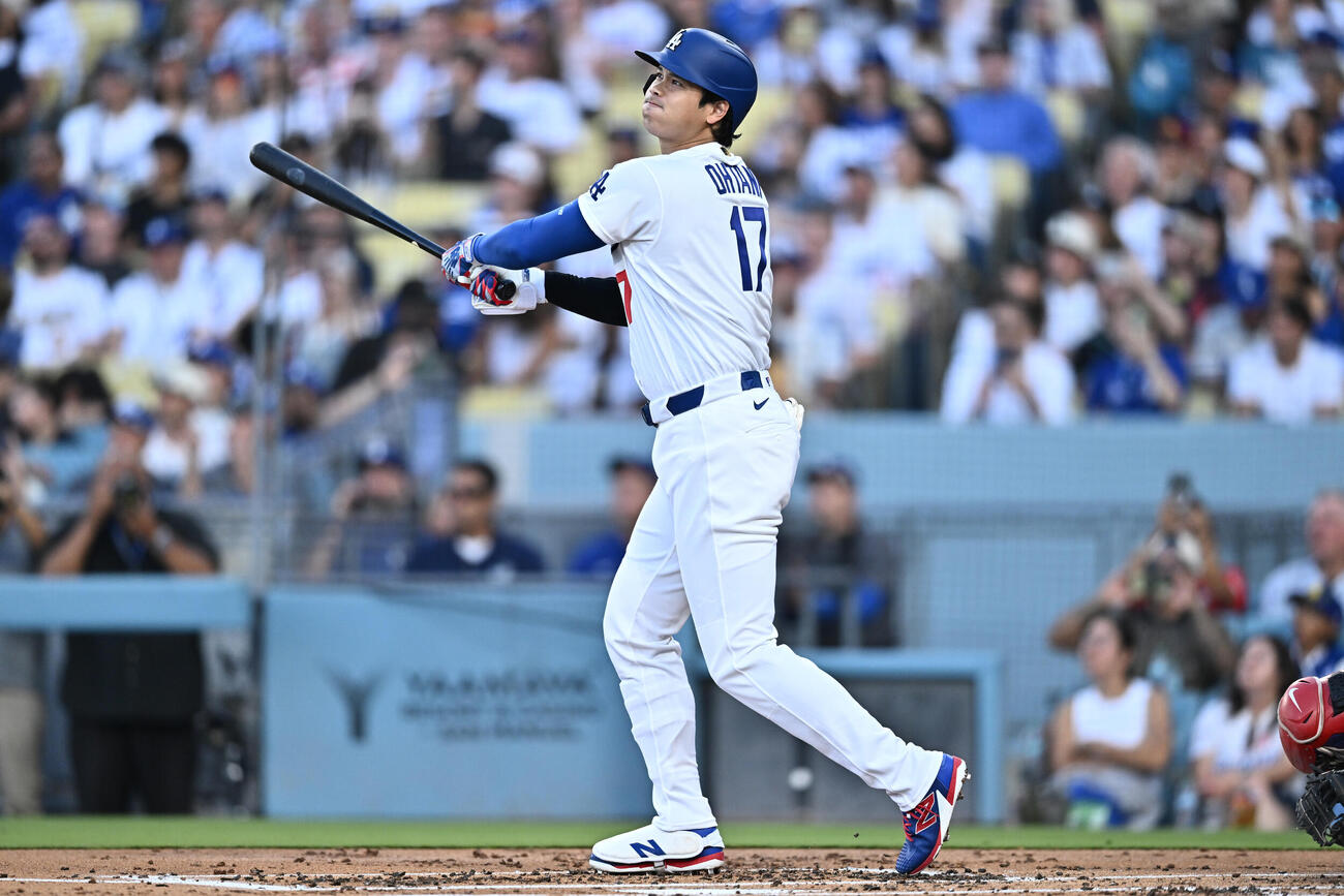 ダイヤモンドバックス戦で先頭打者弾放つドジャース大谷翔平（AP）