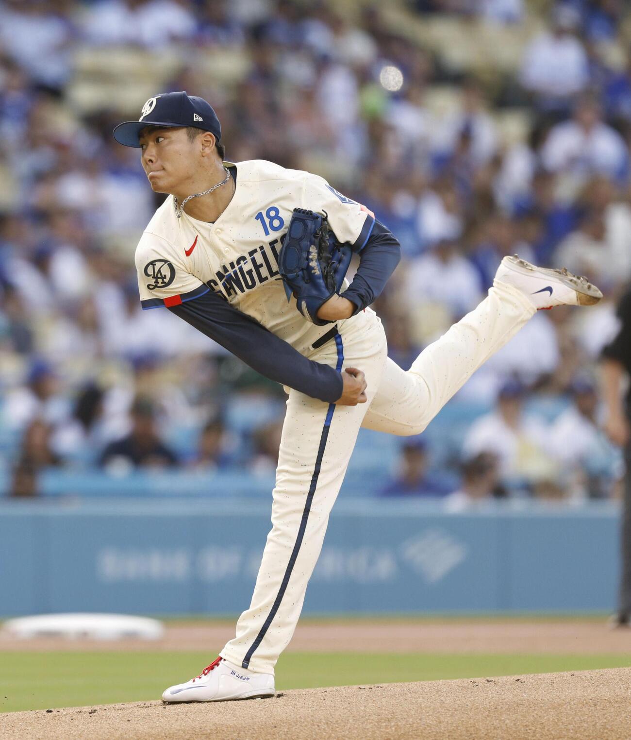 ダイヤモンドバックス戦に先発したドジャース・山本＝ロサンゼルス（共同）