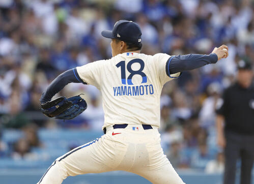 ダイヤモンドバックス戦に先発したドジャース・山本＝ロサンゼルス（共同）
