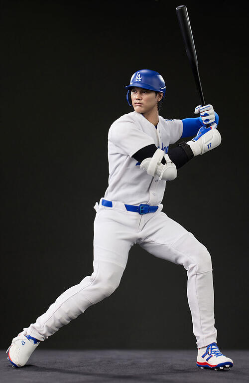 大谷翔平の超リアル「動かせる」革命フィギュア誕生 全高約327ミリで
