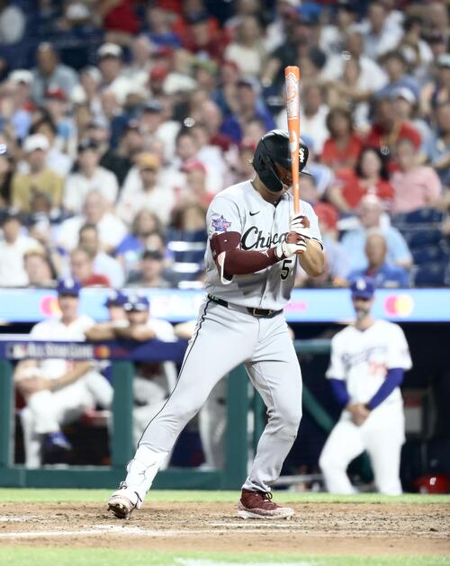 MLBオールスターゲーム ナ・リーグ対ア・リーグ 9回表ア・リーグ無死、空振り三振に倒れる村上宗隆(撮影・河田真司)