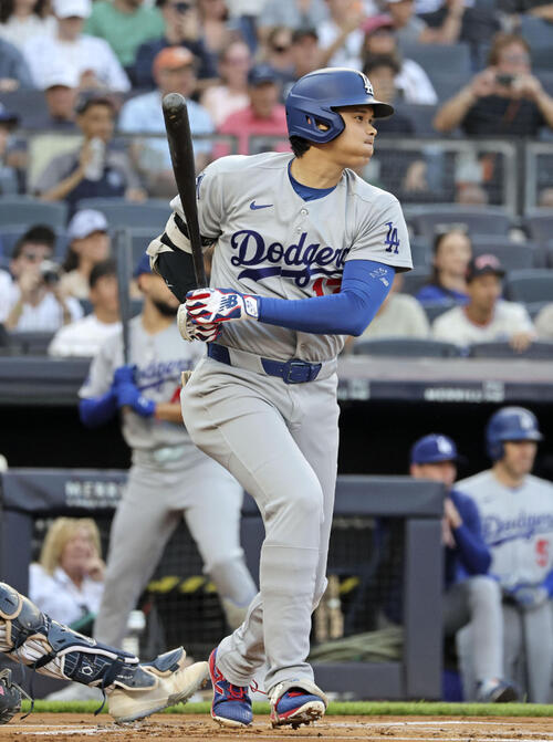 ヤンキース戦の1回、二ゴロに倒れたドジャース大谷(共同)