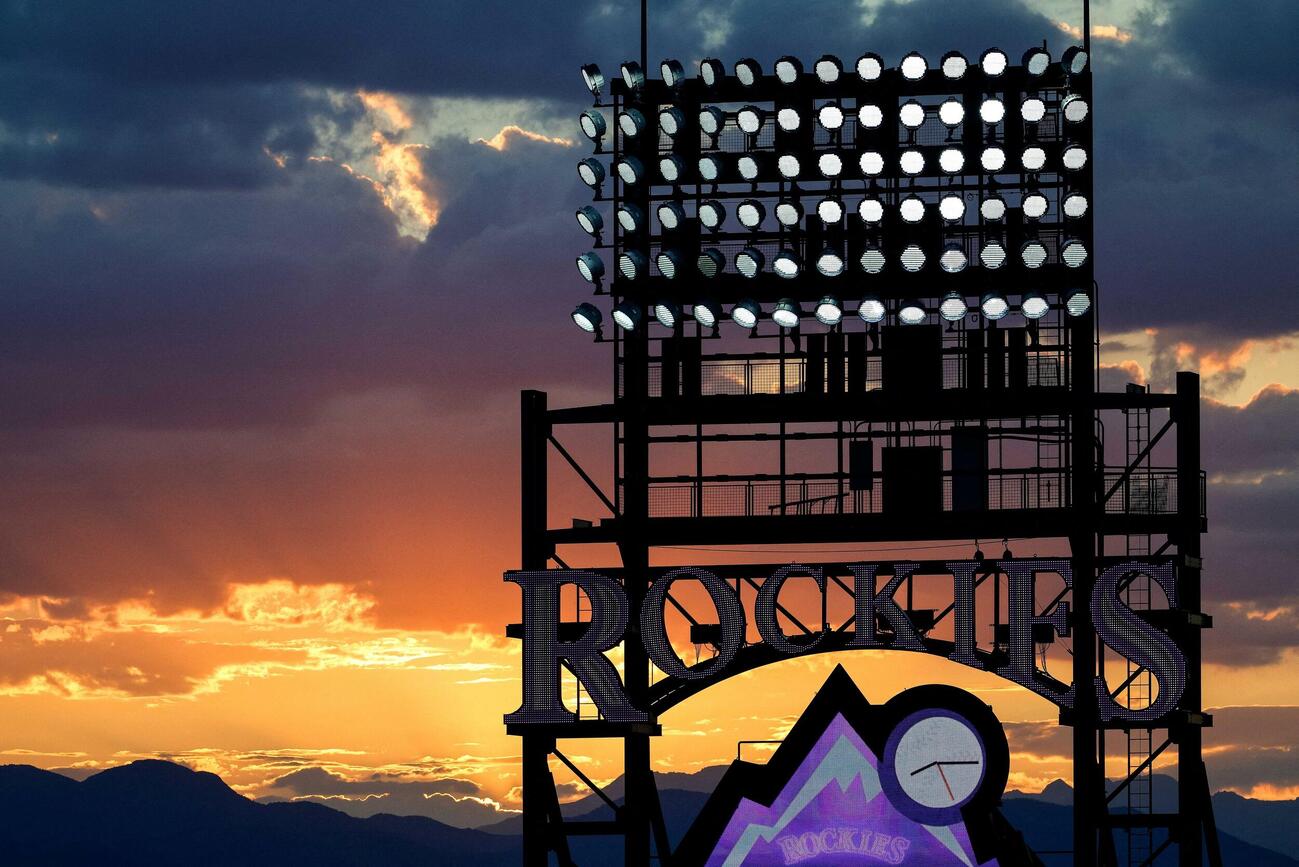 ロッキーズ菅野が登板したクアーズフィールドの美しい夕焼け(AP)