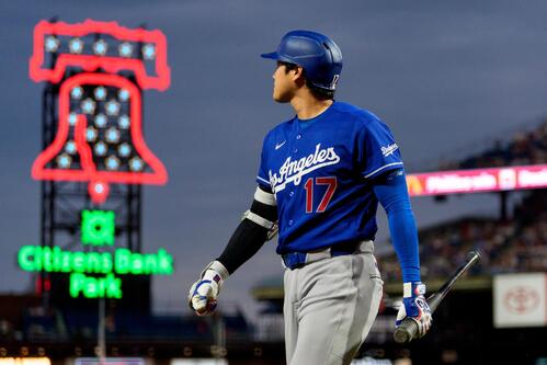 1回、三振に倒れたドジャース大谷(AP)