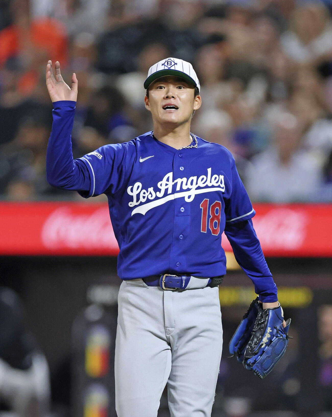 メッツ戦に先発したドジャース山本。6回5安打1失点で今季11勝目を挙げ、日米通算100勝を達成した（共同）
