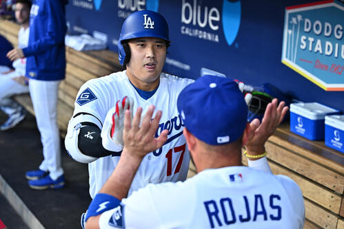 1回、23号ソロを放ったドジャース大谷(ロイター)