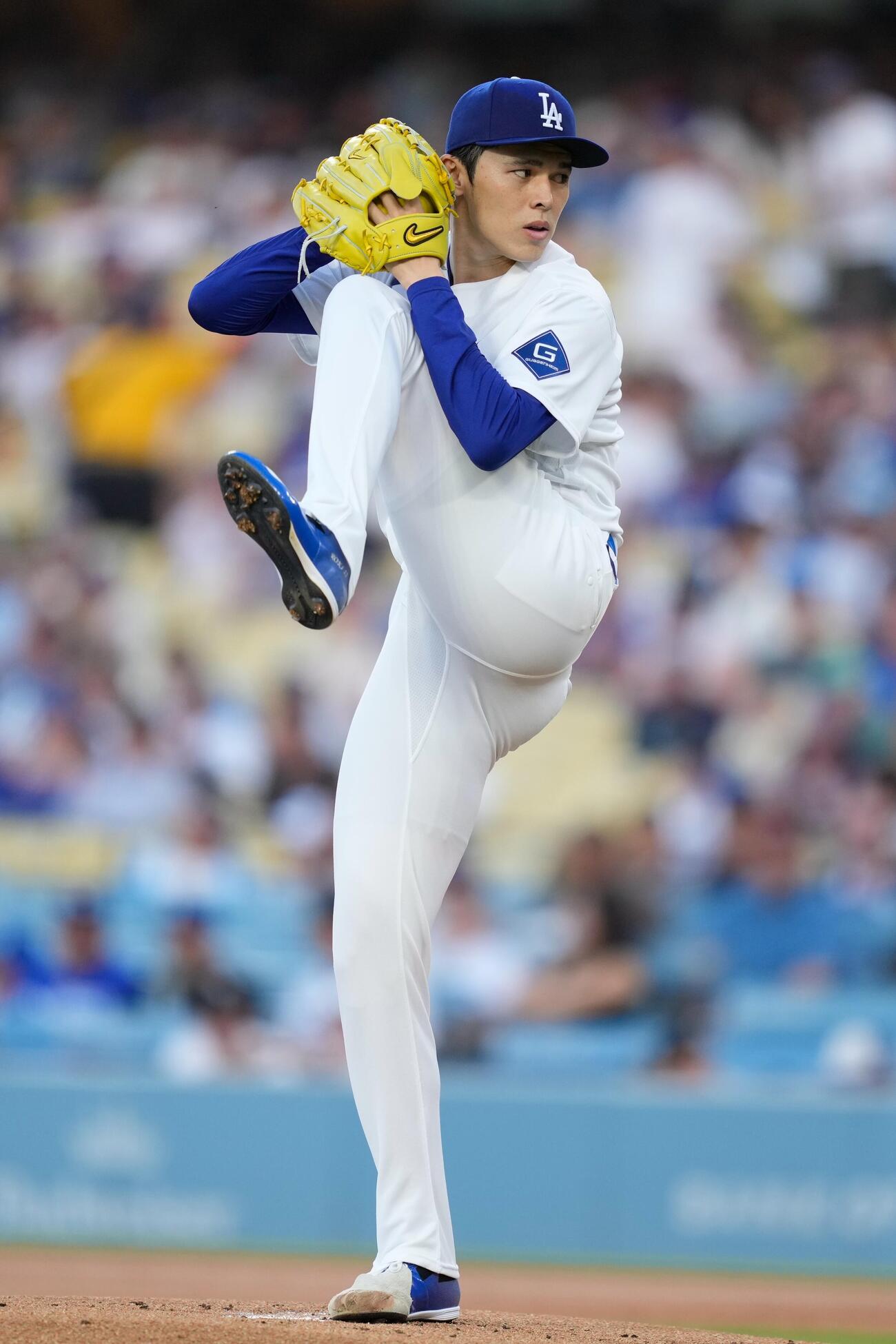 ドジャース対マリナーズ　先発のドジャース佐々木（AP）