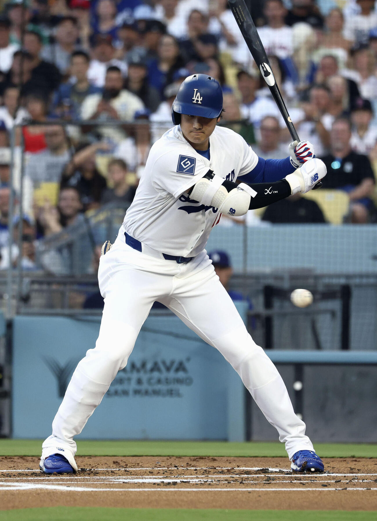 レッドソックス戦の1回、見逃し三振に倒れるドジャース・大谷＝ロサンゼルス（共同）
