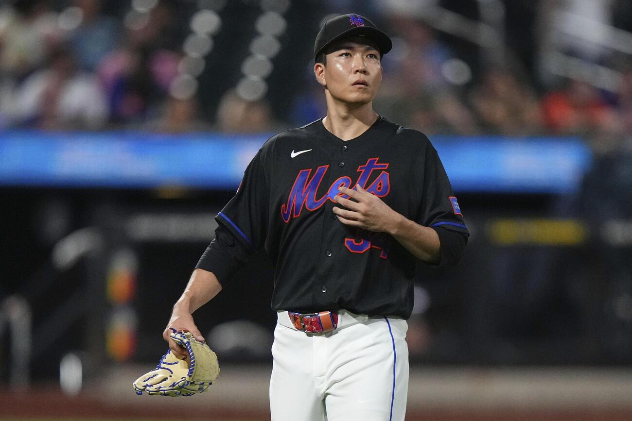 マーリンズ戦の5回途中、降板したメッツ千賀（AP＝共同）