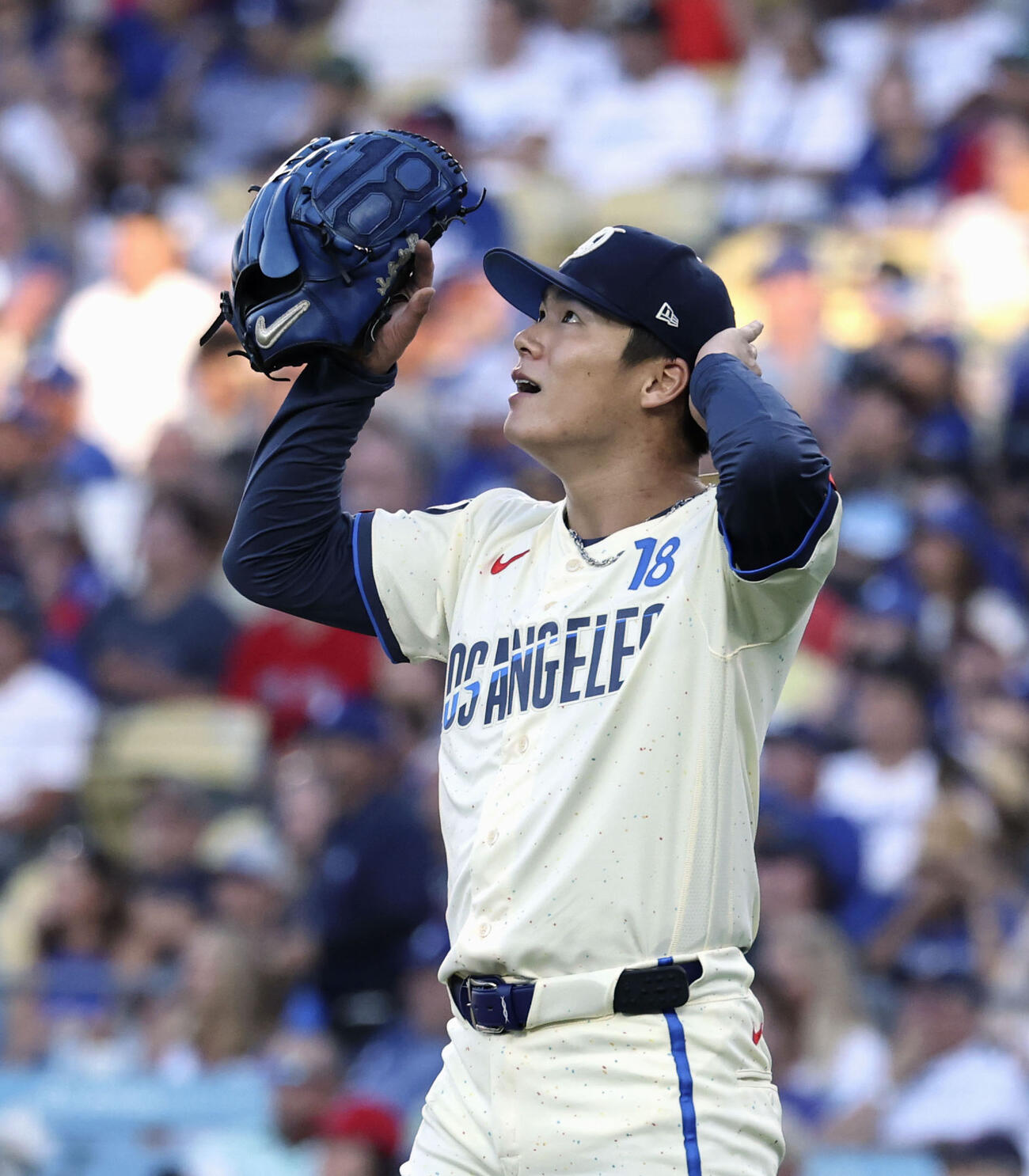 レッドソックス戦の3回、ラファエラに2打席連続の本塁打を浴びたドジャース山本（共同）