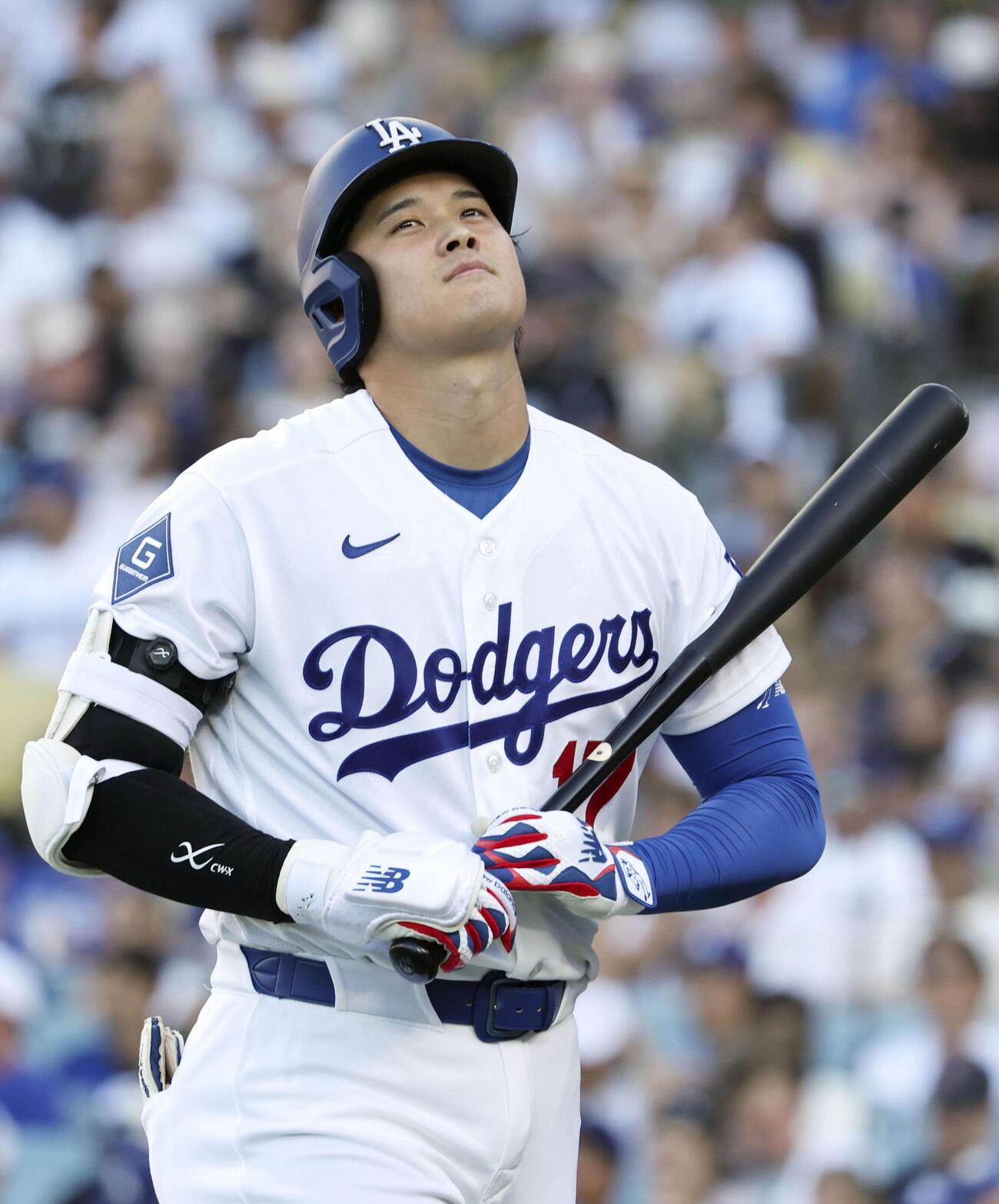 レッドソックス戦の5回、見逃し三振に倒れたドジャース・大谷＝ロサンゼルス（共同）