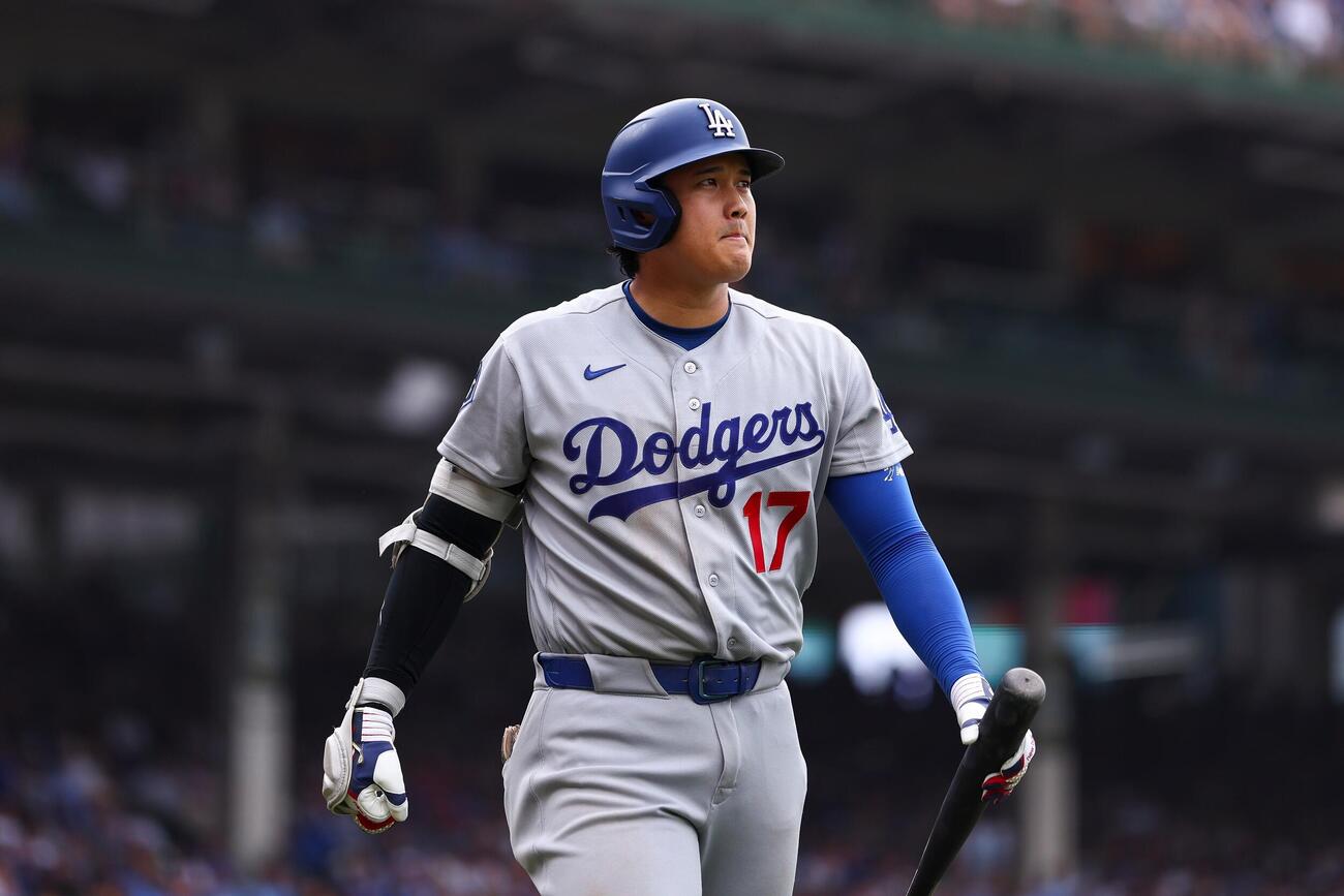 7回、三振に倒れたドジャース大谷(AP)