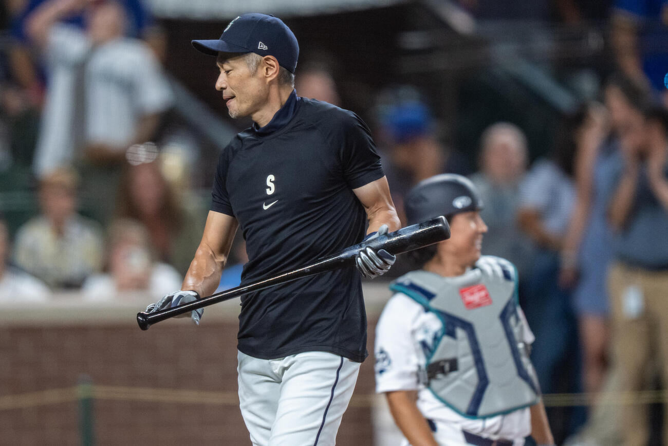 OBホームランダービーの決勝進出逃したイチロー氏（AP）