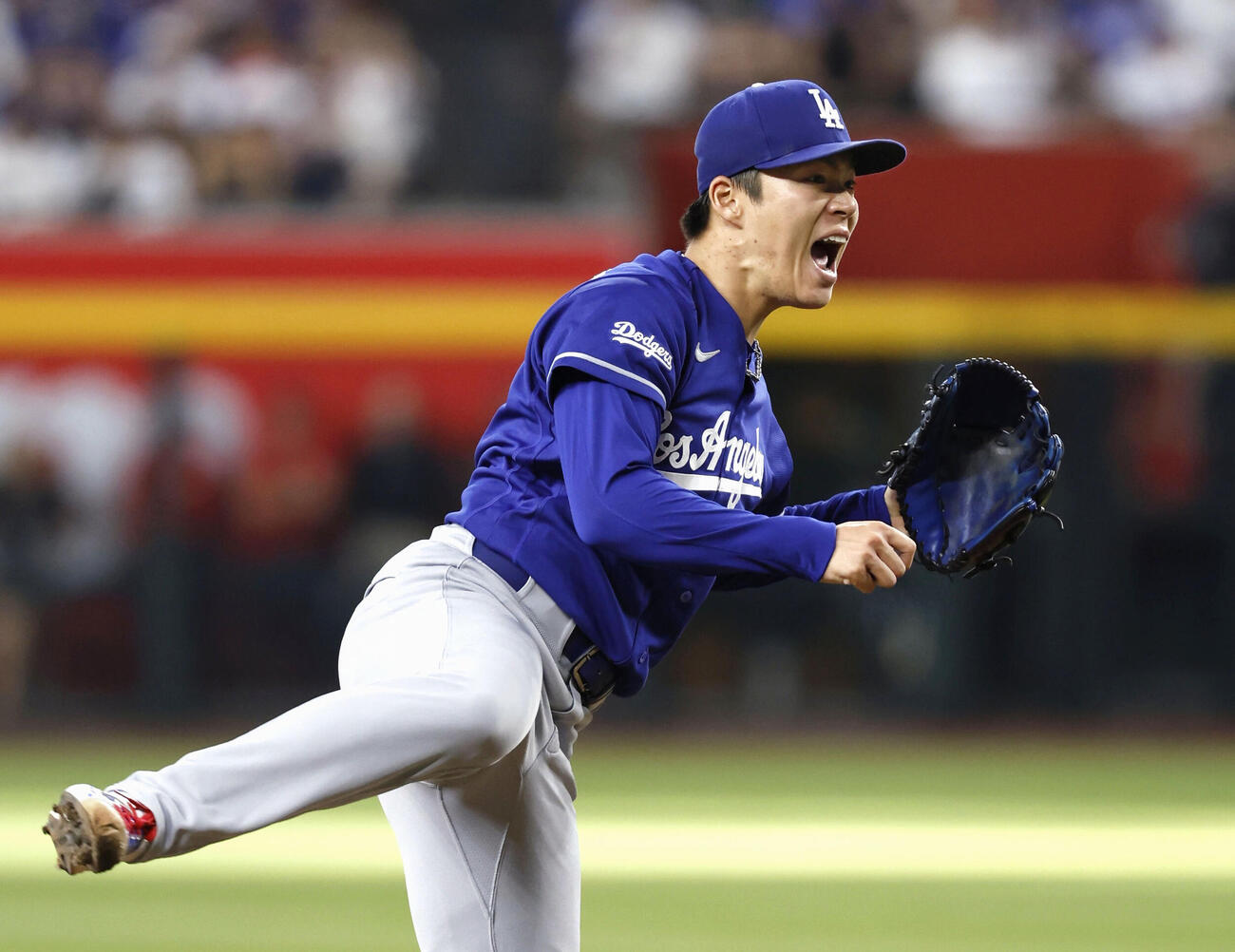 ダイヤモンドバックス戦に先発したドジャース・山本。5回2／3を投げ3安打無失点と好投したが勝敗は付かなかった（共同）