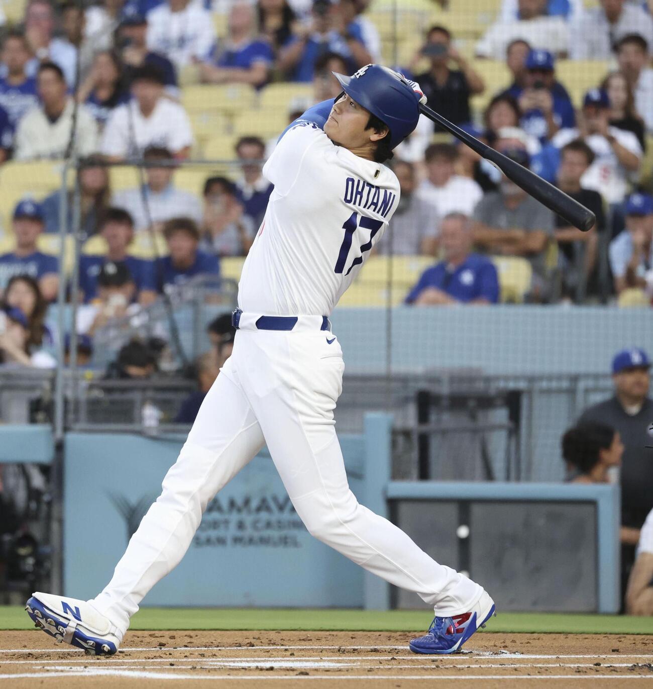 ロイヤルズ戦の1回、中飛に倒れたドジャース大谷（共同）