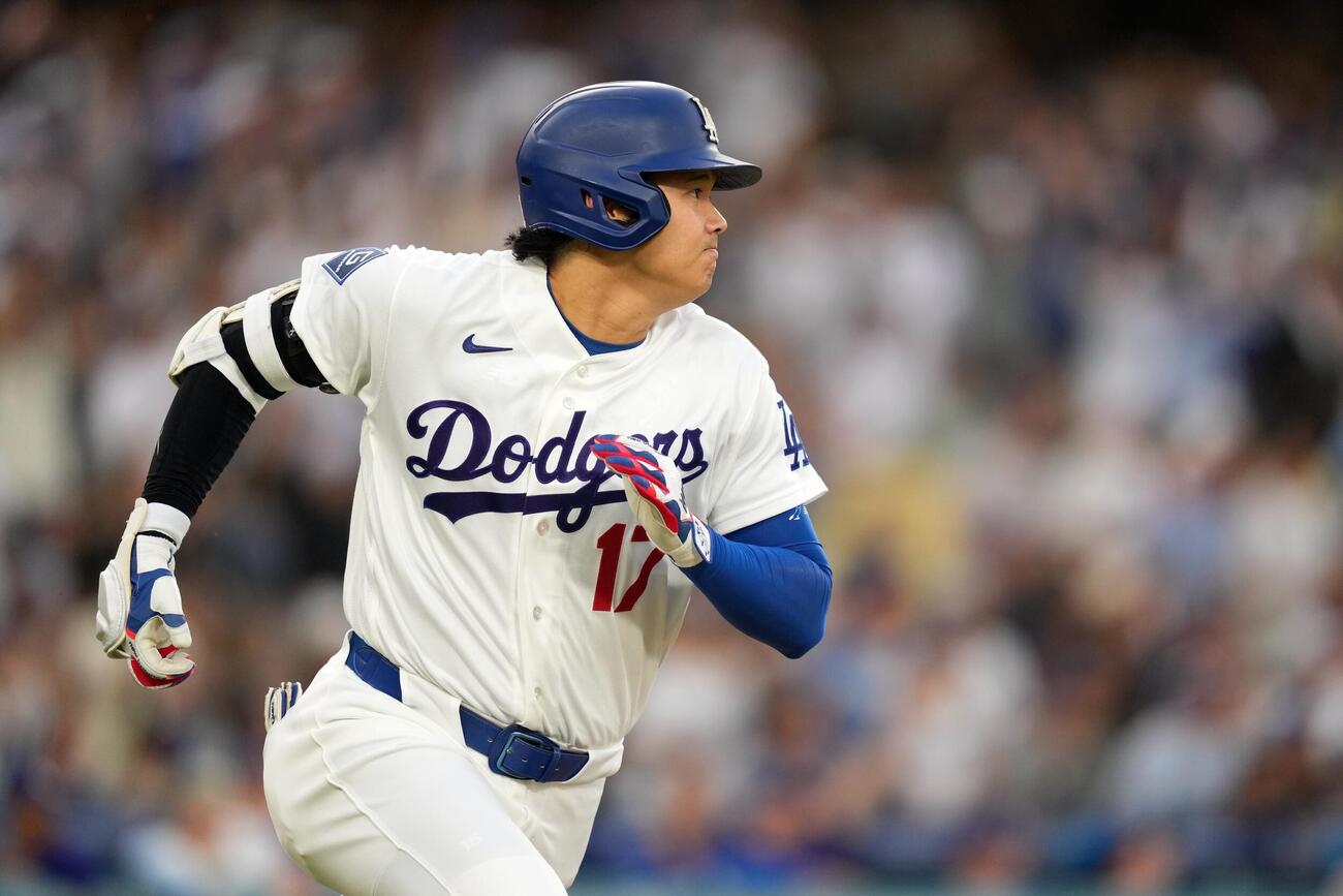 1回、中越え二塁打を放ったドジャース大谷（AP）