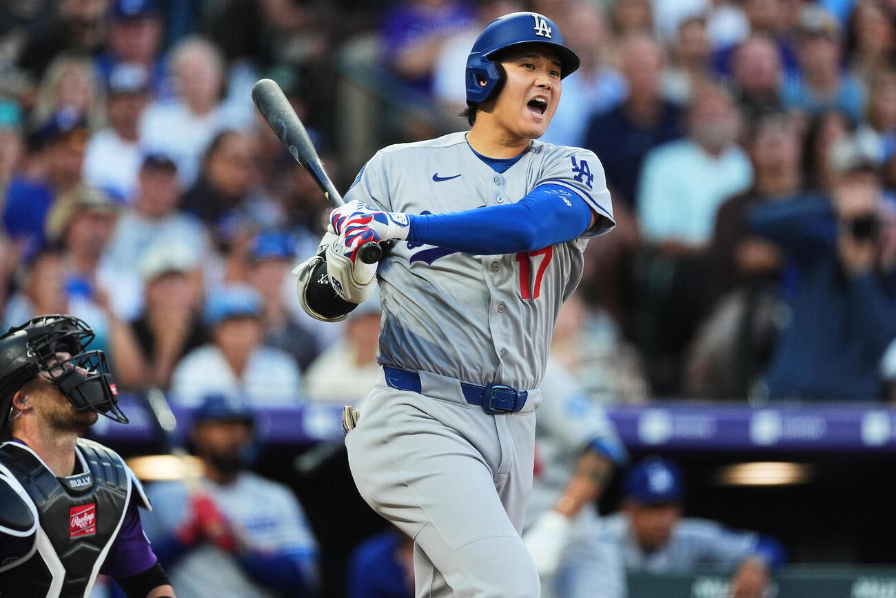ロッキーズ戦3回、打席で声を上げる大谷翔平（AP）