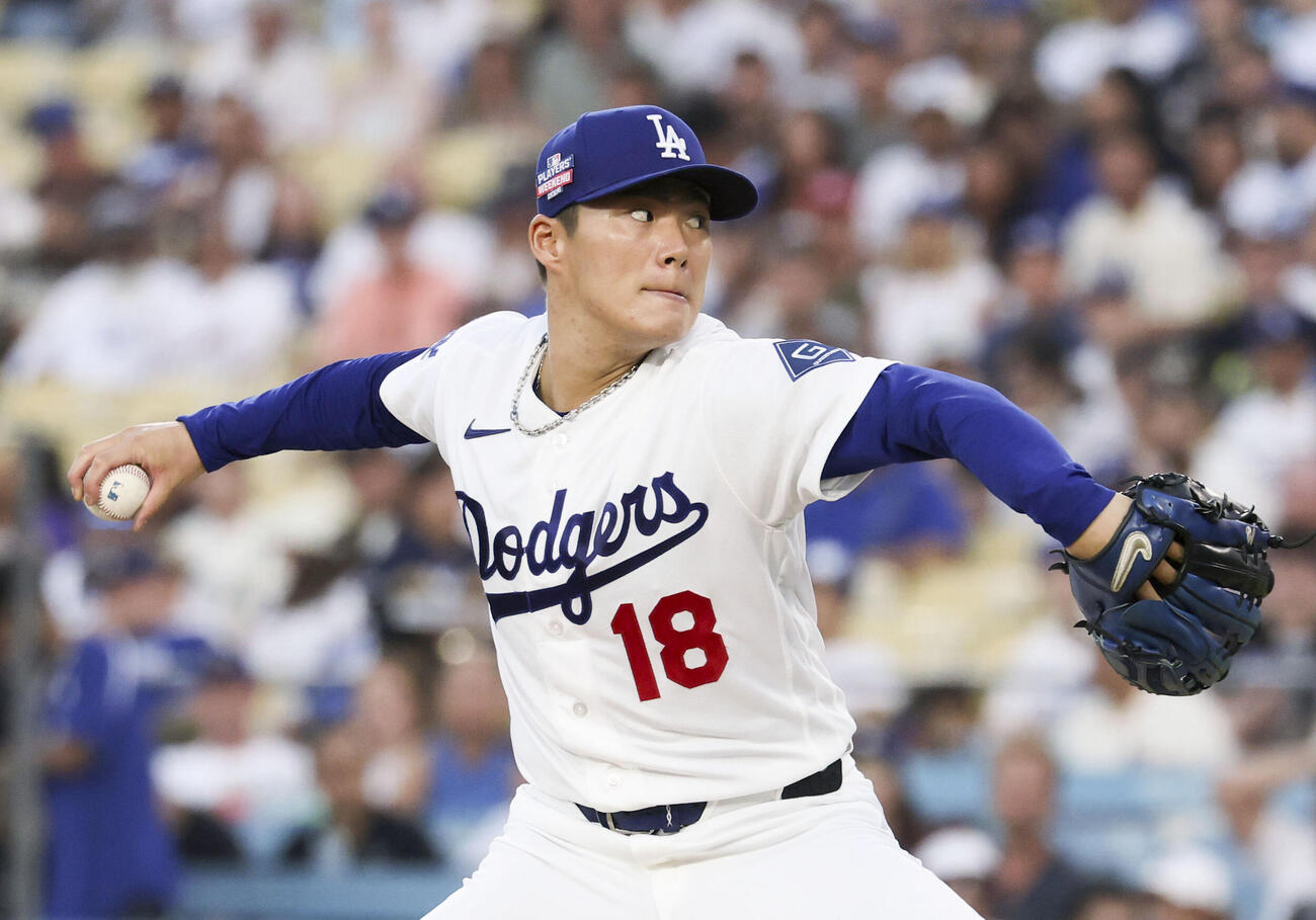 パイレーツ戦に先発したドジャース・山本＝ロサンゼルス（共同）