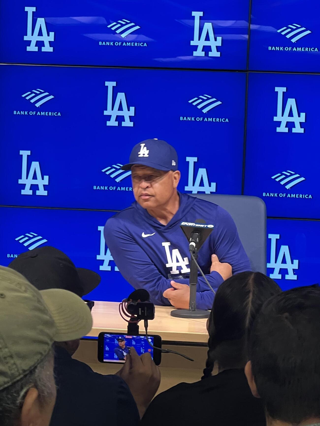 試合前の定例会見でロバーツ監督は投手大谷の復帰への見通しを語る