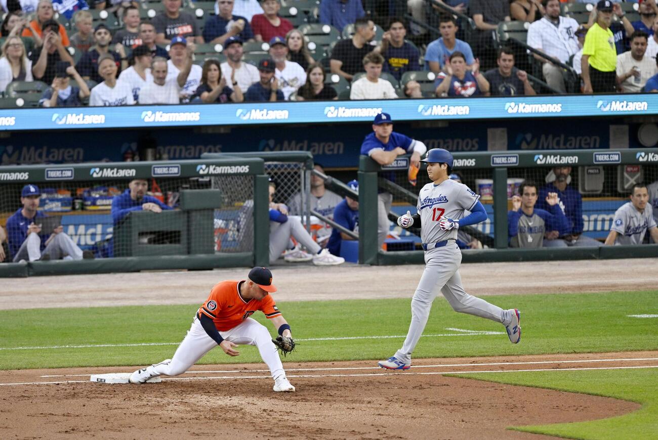 タイガース戦の3回、二ゴロ併殺打に倒れたドジャース・大谷＝デトロイト（共同）