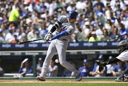 タイガース戦の1回、空振り三振に倒れるドジャース・大谷=デトロイト(共同)