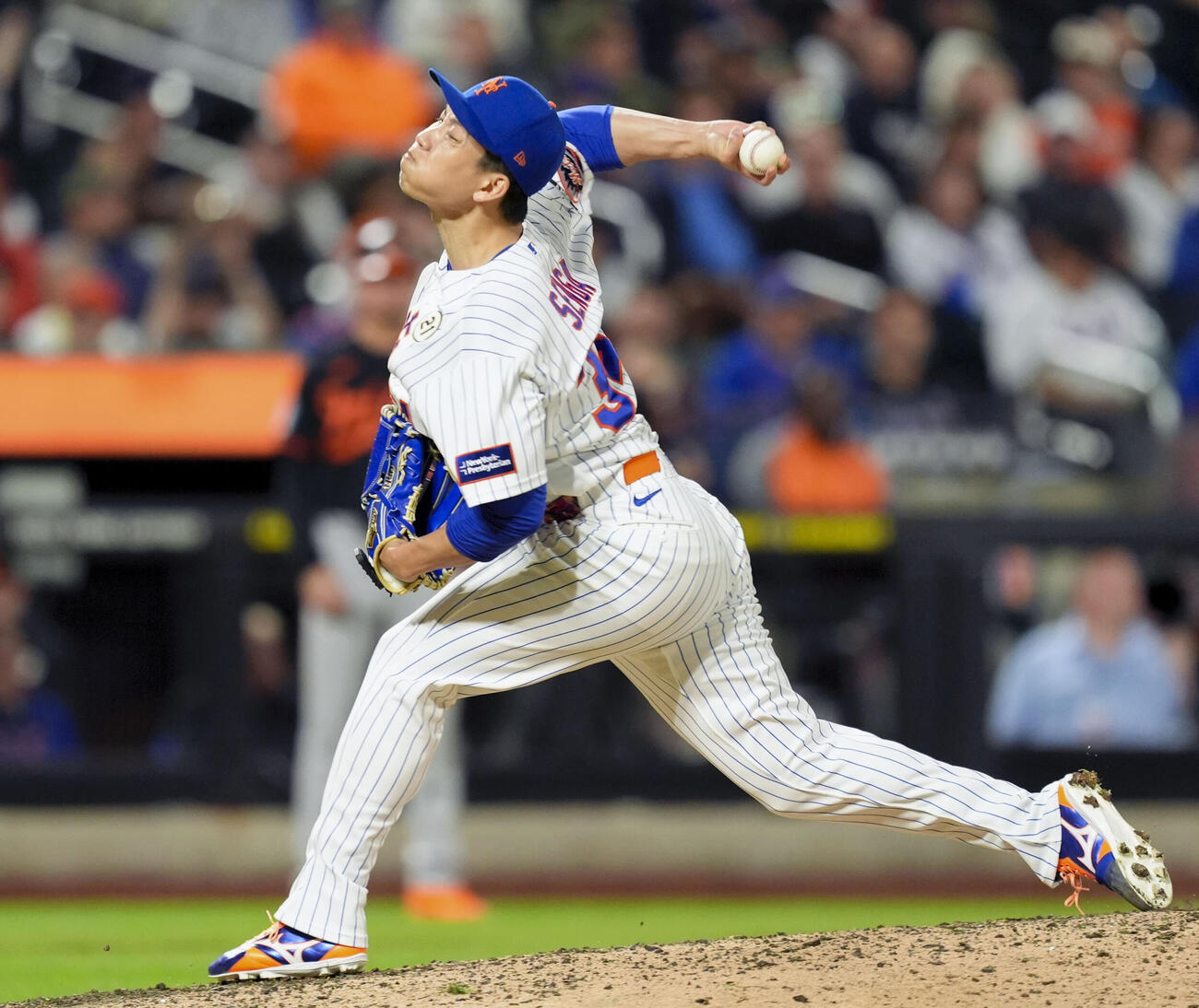 オリオールズ戦の9回に4番手で登板したメッツ・千賀＝ニューヨーク（MLB提供・ゲッティ＝共同）