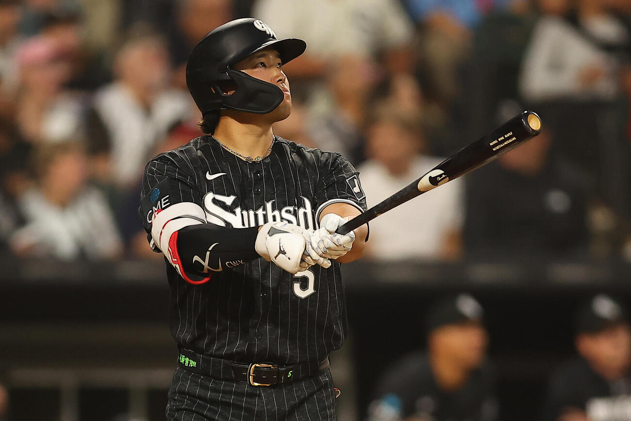 タイガース戦1回、32号3ランを放つホワイトソックス村上宗隆（AP）
