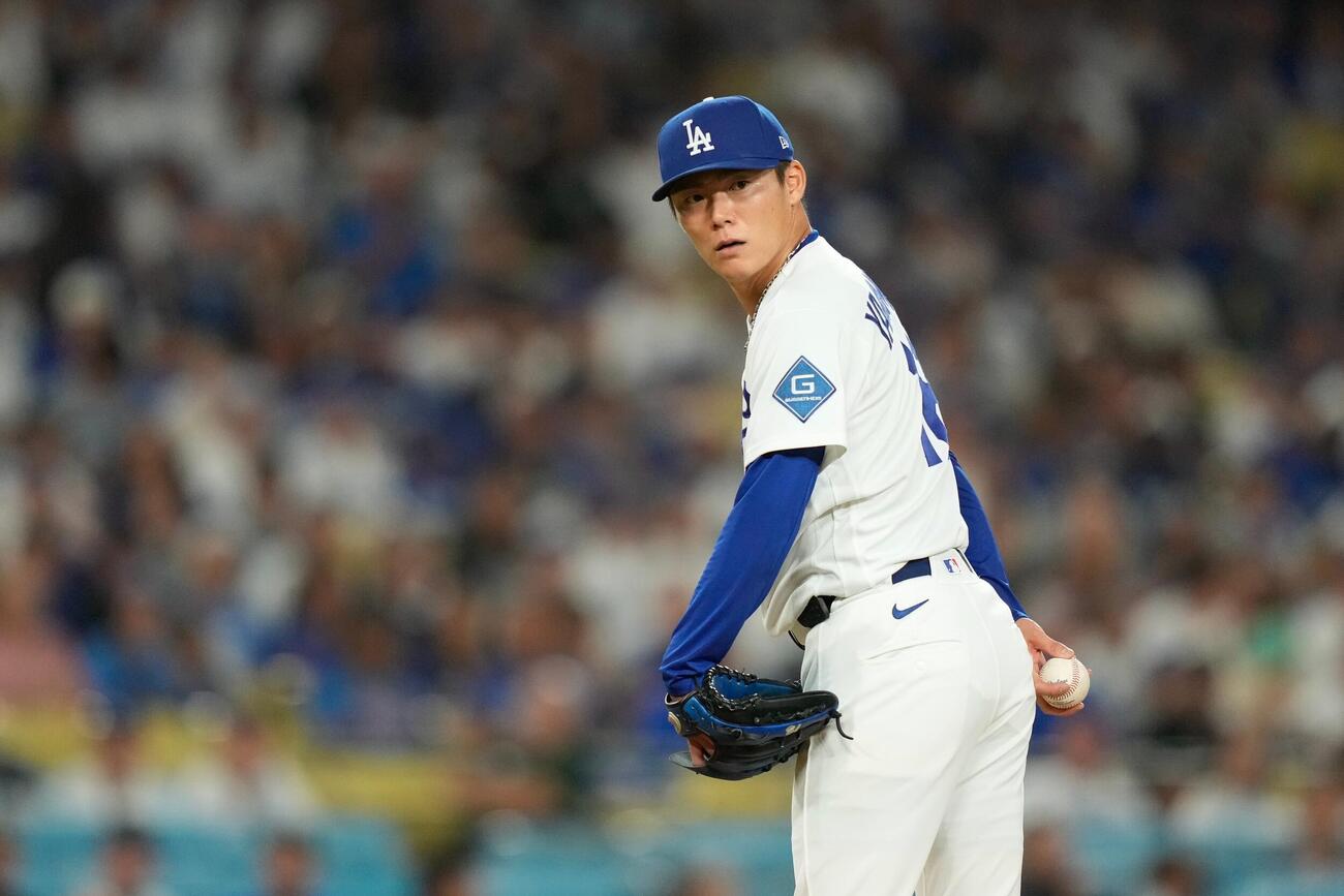 パドレス戦に先発したドジャース山本由伸 (AP)