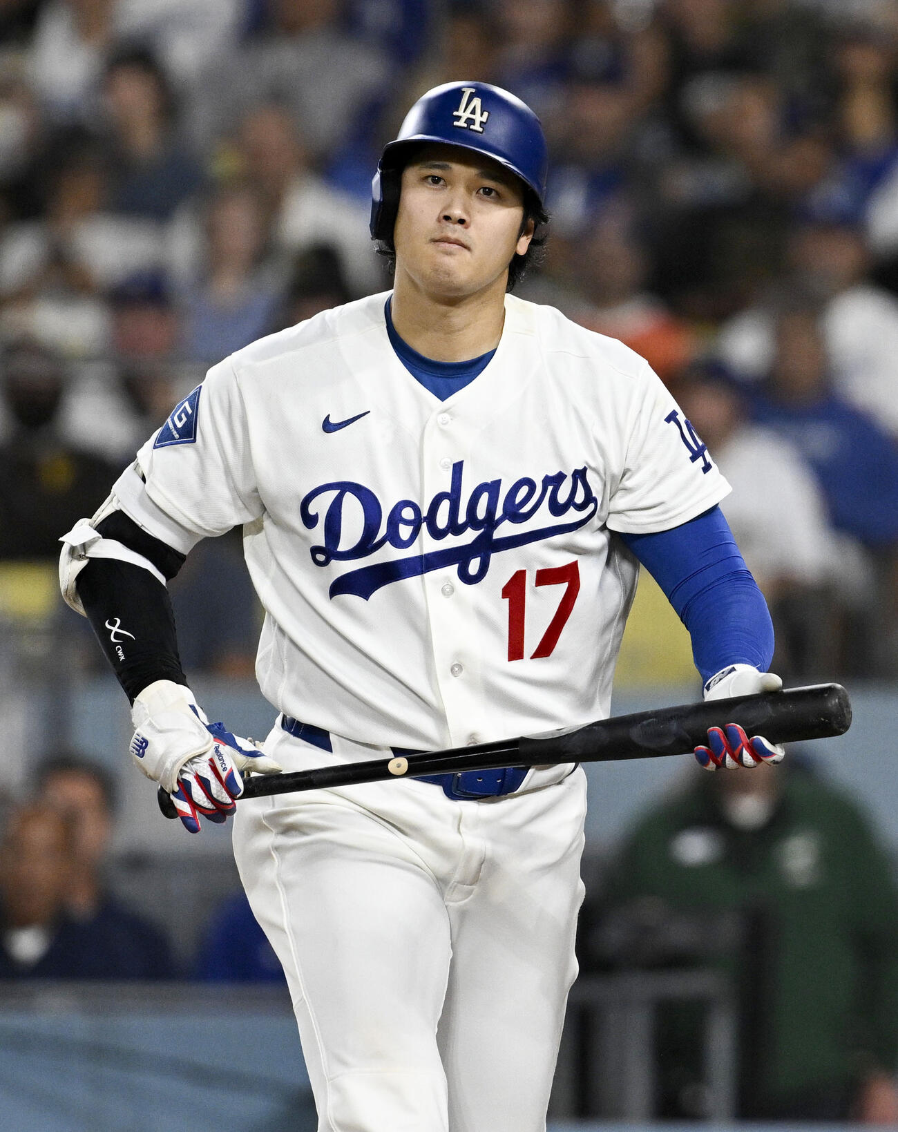 パドレス戦の7回、空振り三振に倒れたドジャース・大谷＝ロサンゼルス（共同）